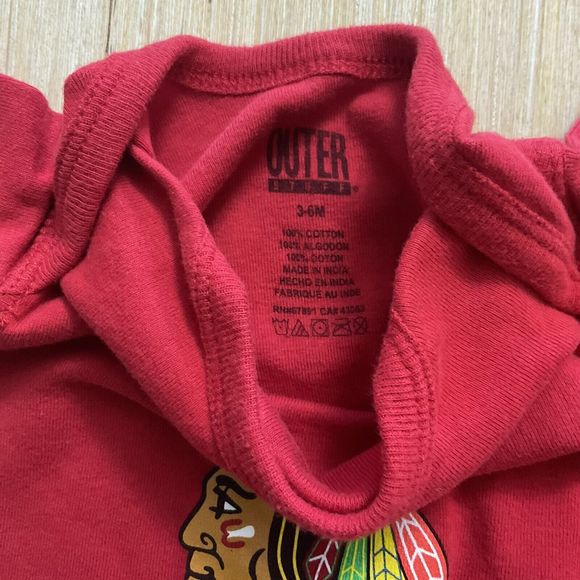 OUTER-STUFF Red HOCKEY PRO-CHICAGO BLACKHAWKS Bodysuit INFANT 3-6 Mo - Picture 3 of 4